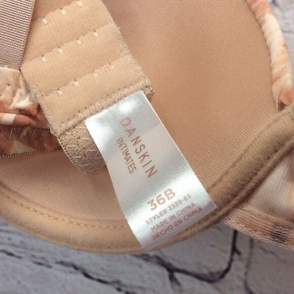 Danskin Intimates Push Up Bra Size 36B Padded Underwire Logo Tan/Brown Marbled - Picture 4 of 9